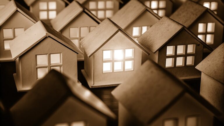 Big Woods Marmion neighborhood